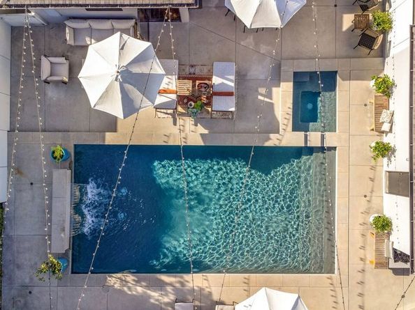 7528 Flight Avenue, Los Angeles CA 90045