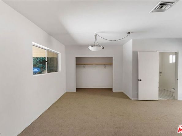 9581 Stuart Lane, Beverly Hills CA 90210