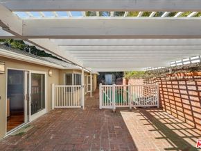9581 Stuart Lane, Beverly Hills CA 90210