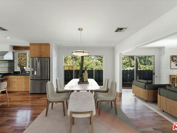 9581 Stuart Lane, Beverly Hills CA 90210