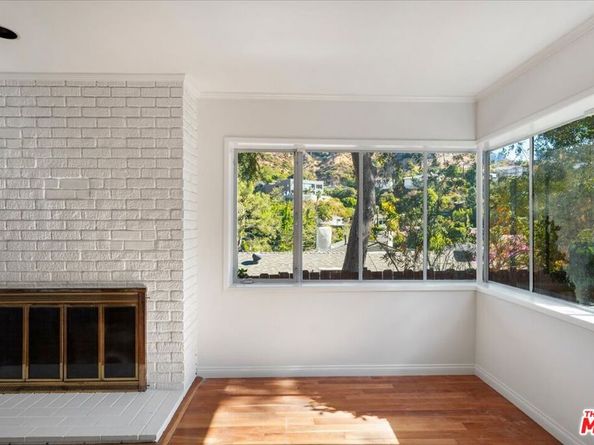 9581 Stuart Lane, Beverly Hills CA 90210