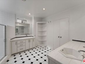 9581 Stuart Lane, Beverly Hills CA 90210