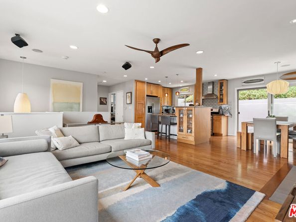 7135 Earldom Avenue, Playa Del Rey CA 90293