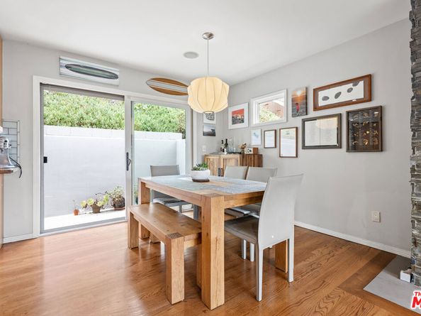 7135 Earldom Avenue, Playa Del Rey CA 90293