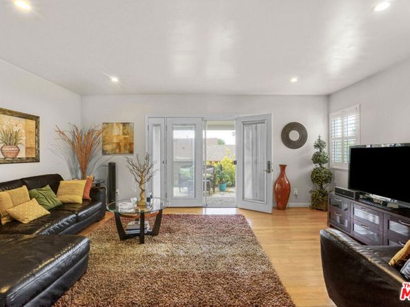 11731 Cimarron Avenue, Hawthorne CA 90250