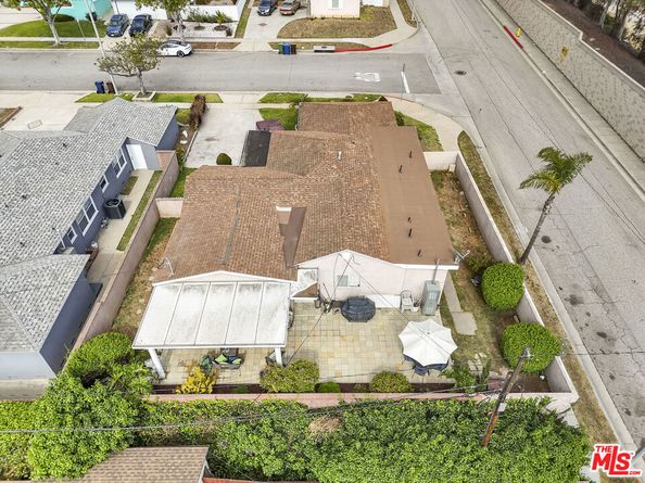 11731 Cimarron Avenue, Hawthorne CA 90250