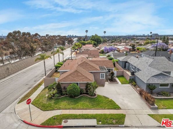 11731 Cimarron Avenue, Hawthorne CA 90250