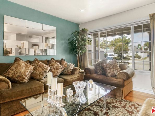 11731 Cimarron Avenue, Hawthorne CA 90250