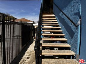 1363 E 59th Street, Los Angeles CA 90001