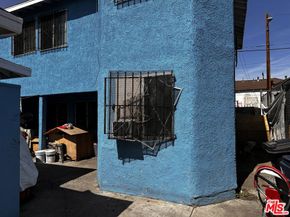 1363 E 59th Street, Los Angeles CA 90001