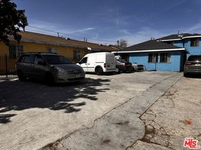 1363 E 59th Street, Los Angeles CA 90001