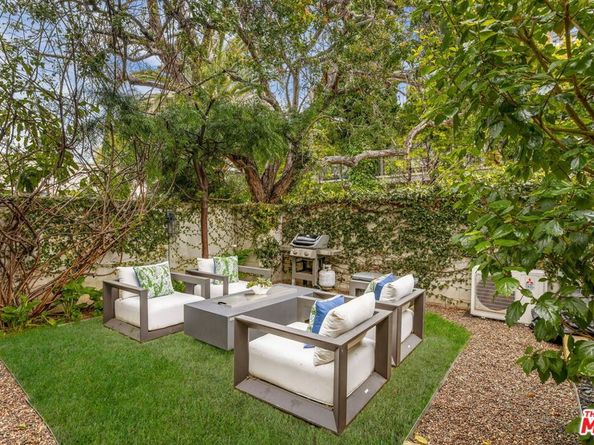 1012 1/2 Euclid Street, Santa Monica CA 90403