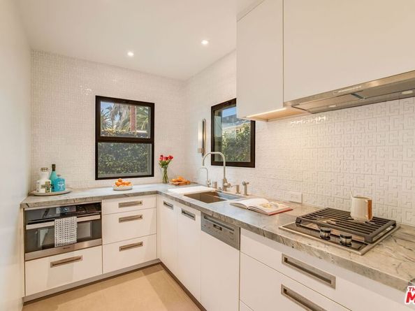 1012 1/2 Euclid Street, Santa Monica CA 90403