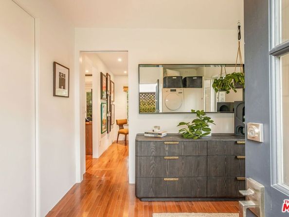 1012 1/2 Euclid Street, Santa Monica CA 90403