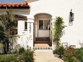 1237 S Curson Avenue, Los Angeles CA 90019