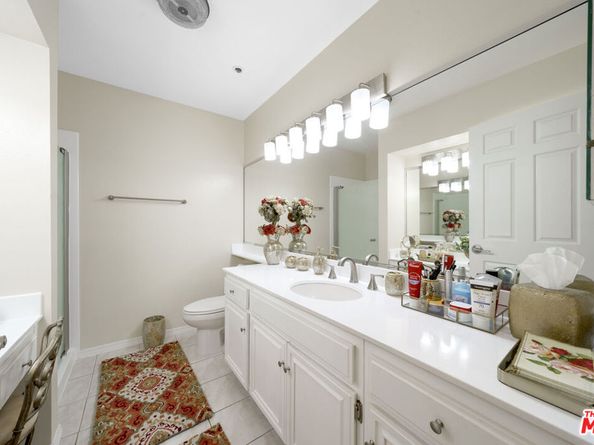 121 S Hope Street 431, Los Angeles CA 90012