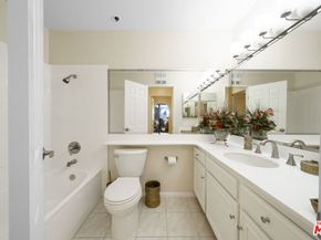 121 S Hope Street 431, Los Angeles CA 90012