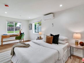 7832 Croydon Avenue, Los Angeles CA 90045