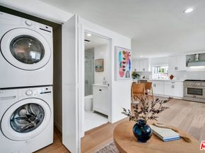 7832 Croydon Avenue, Los Angeles CA 90045