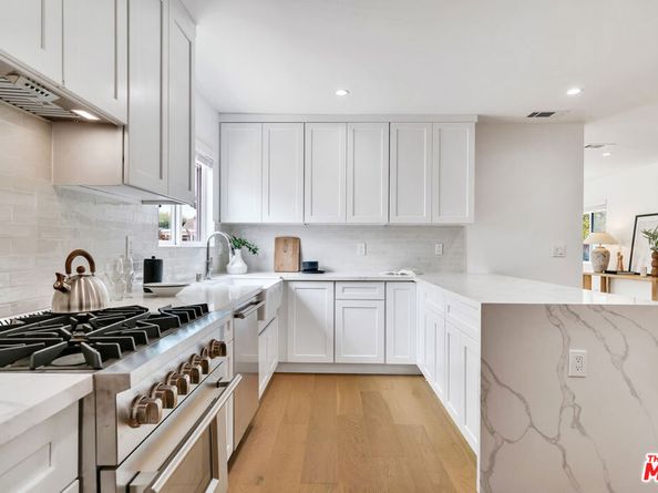 7832 Croydon Avenue, Los Angeles CA 90045