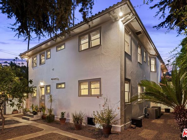 2027 N Canyon Drive, Los Angeles CA 90068
