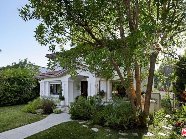 2027 N Canyon Drive, Los Angeles CA 90068