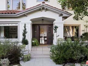 2027 N Canyon Drive, Los Angeles CA 90068