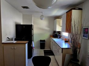 1433 N Martel Avenue, Los Angeles CA 90046
