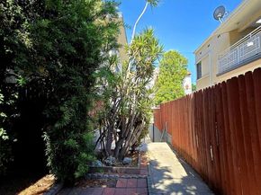 1433 N Martel Avenue, Los Angeles CA 90046