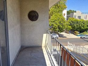 1433 N Martel Avenue, Los Angeles CA 90046