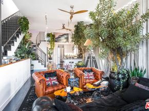 2515 Lincoln Boulevard, Venice CA 90291