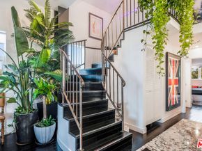 2515 Lincoln Boulevard, Venice CA 90291