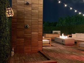 2515 Lincoln Boulevard, Venice CA 90291