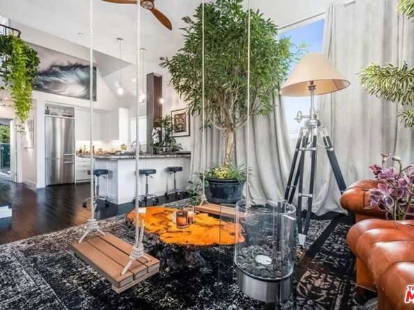 2515 Lincoln Boulevard, Venice CA 90291