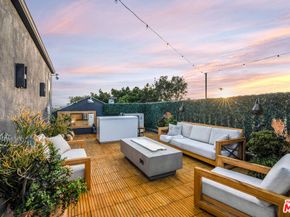 2515 Lincoln Boulevard, Venice CA 90291