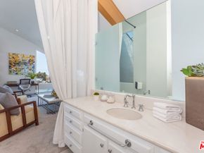 18 Union Jack Street 302, Marina Del Rey CA 90292