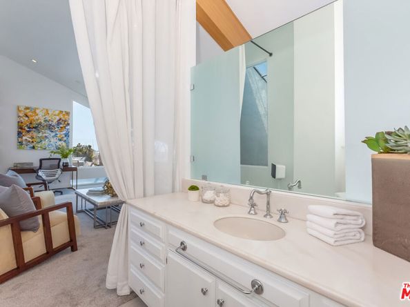 18 Union Jack Street 302, Marina Del Rey CA 90292