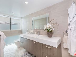 18 Union Jack Street 302, Marina Del Rey CA 90292