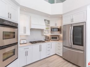 18 Union Jack Street 302, Marina Del Rey CA 90292