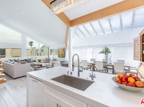 18 Union Jack Street 302, Marina Del Rey CA 90292