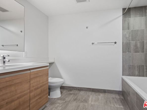 3785 Wilshire Boulevard 803, Los Angeles CA 90010