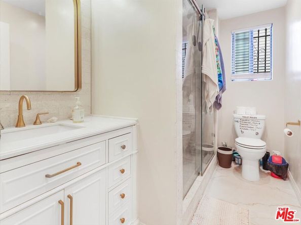 11414 S Budlong Avenue 8, Los Angeles CA 90044