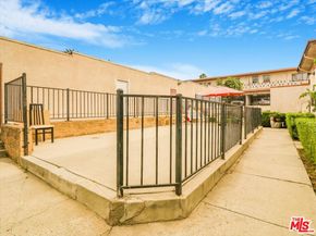 11414 S Budlong Avenue 8, Los Angeles CA 90044