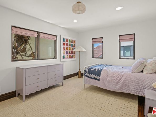 229 24th Street, Manhattan Beach CA 90266
