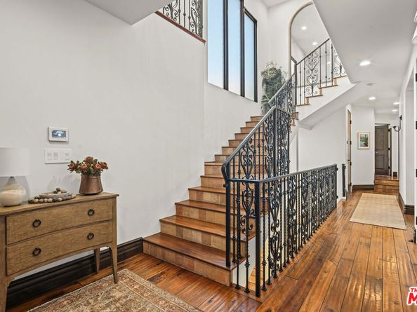 229 24th Street, Manhattan Beach CA 90266