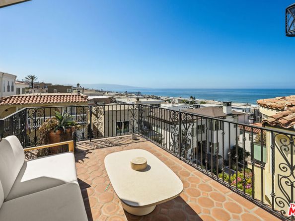 229 24th Street, Manhattan Beach CA 90266