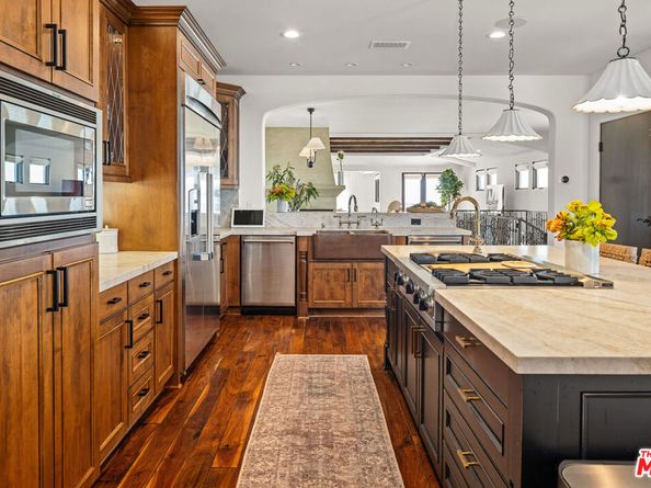 229 24th Street, Manhattan Beach CA 90266