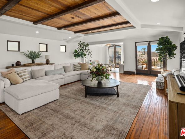 229 24th Street, Manhattan Beach CA 90266