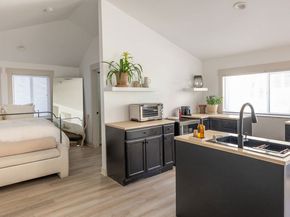 1715 S Kingsley Drive, Los Angeles CA 90006