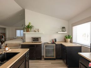 1715 S Kingsley Drive, Los Angeles CA 90006